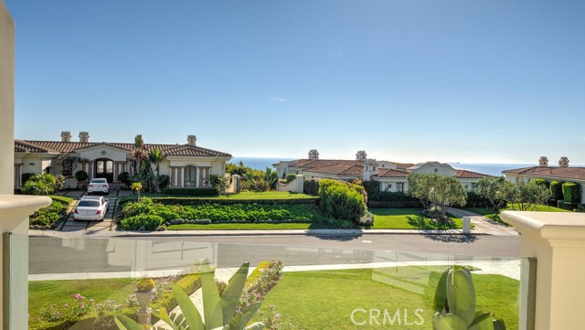 12 Via Del Cielo, Rancho Palos Verdes, California 90275, 5 Bedrooms Bedrooms, ,5 BathroomsBathrooms,Residential,Sold,Via Del Cielo,PV17238572