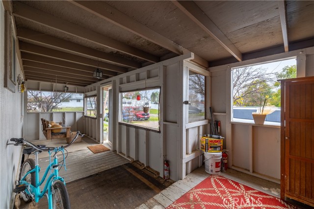 Detail Gallery Image 2 of 21 For 21825 Pitt Way, Wildomar,  CA 92595 - 5 Beds | 2 Baths