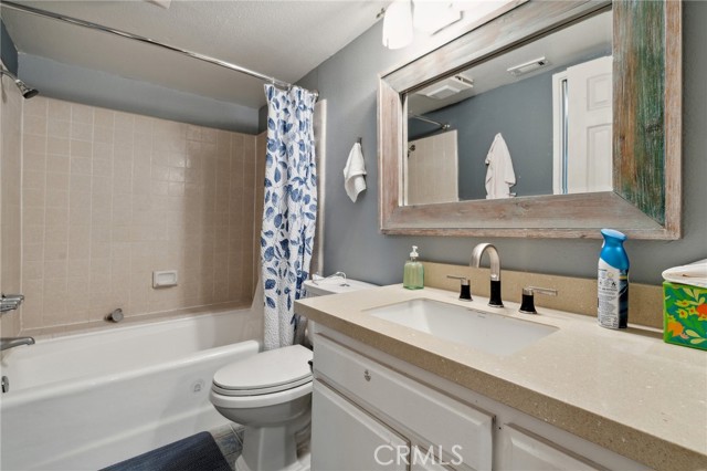 Detail Gallery Image 25 of 27 For 2722 E 20th St #203,  Signal Hill,  CA 90755 - 2 Beds | 2 Baths