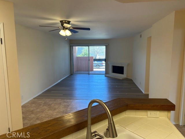 Detail Gallery Image 5 of 12 For 24520 Park St, Torrance,  CA 90505 - 2 Beds | 2 Baths