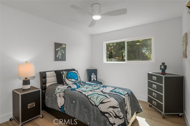 Image 18 of 31 For 16791 Glenhaven Lane