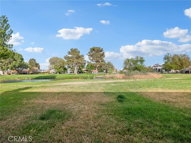Detail Gallery Image 30 of 35 For 12885 Golf Course Dr, Victorville,  CA 92395 - 3 Beds | 3 Baths