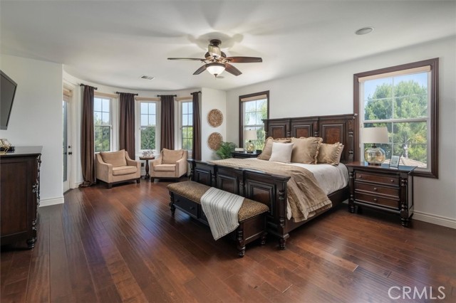 24816 Los Altos Drive, Valencia CA: https://media.crmls.org/medias/47db67e9-432b-4731-a405-b3dc3218228f.jpg