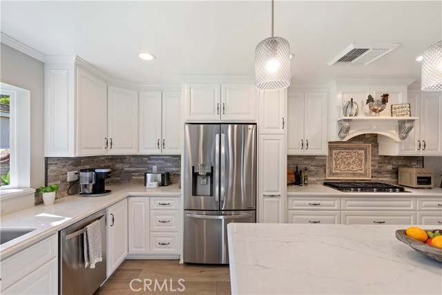 16291 Ringbit Court, Riverside CA: https://media.crmls.org/medias/47db859f-56be-4751-8d35-fb031155a278.jpg