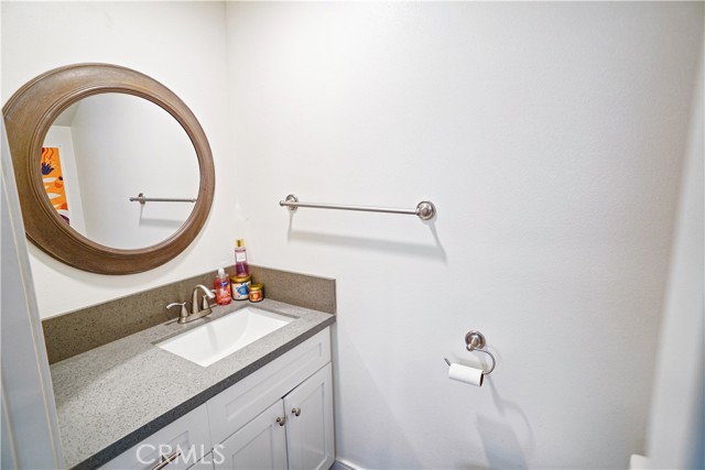Detail Gallery Image 17 of 29 For 803 N Kingsley Dr, Los Angeles,  CA 90029 - – Beds | – Baths
