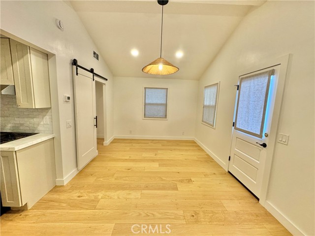 Detail Gallery Image 9 of 24 For 397 Park, Laguna Beach,  CA 92651 - 2 Beds | 1 Baths