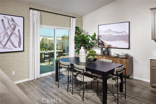 Detail Gallery Image 5 of 15 For 2063 Fernetta Pl, Perris,  CA 92571 - 5 Beds | 3 Baths