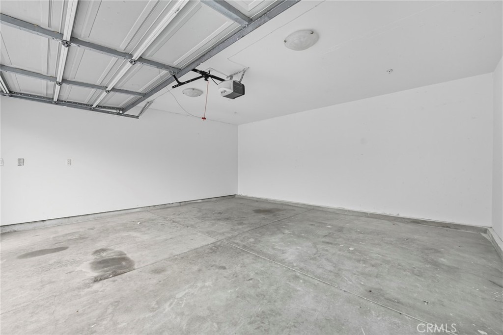 MLS #WS25226167 image #20