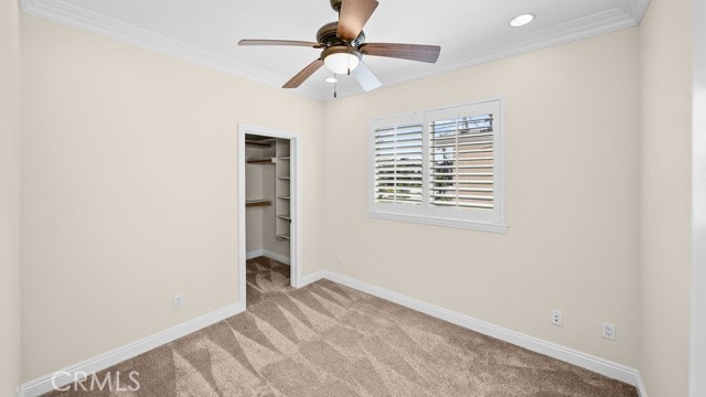 Detail Gallery Image 13 of 27 For 1739 Carlson Ln, Redondo Beach,  CA 90278 - 4 Beds | 2/1 Baths