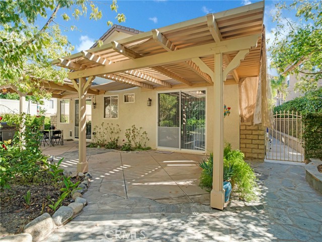 Detail Gallery Image 35 of 44 For 21103 Cross Creek Dr, Saugus,  CA 91350 - 3 Beds | 3 Baths