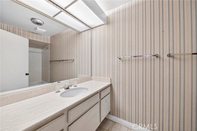 Detail Gallery Image 36 of 45 For 4210 via Arbolada #220,  Los Angeles,  CA 90042 - 2 Beds | 2 Baths