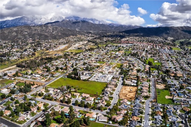 Detail Gallery Image 6 of 25 For 13500 San Lucas, Yucaipa,  CA 92399 - 3 Beds | 2 Baths