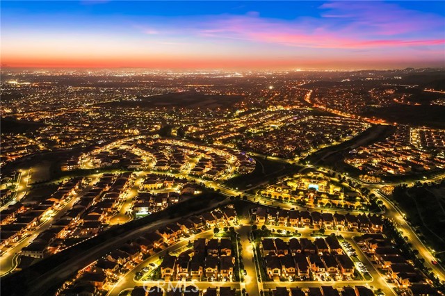 118 Sunnybank, Irvine CA: https://media.crmls.org/medias/47e19758-ffe2-4afa-9042-58a89316b042.jpg