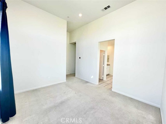 229 Steely, Irvine CA: https://media.crmls.org/medias/47e1b769-3a07-4e1b-8b1e-ff30436d29a5.jpg