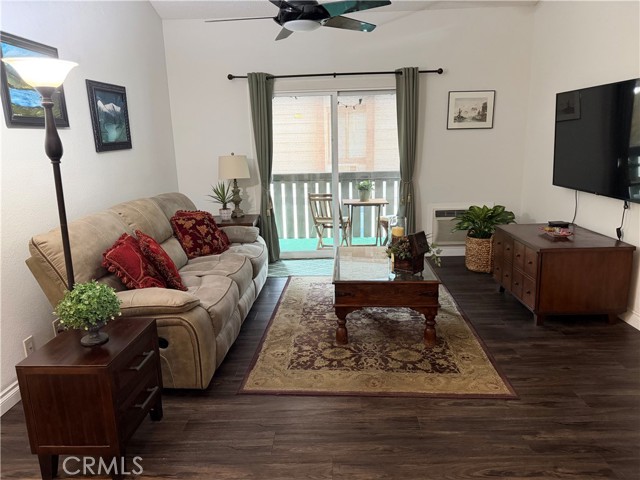 Detail Gallery Image 2 of 22 For 20702 El Toro #82,  Lake Forest,  CA 92630 - 2 Beds | 2 Baths