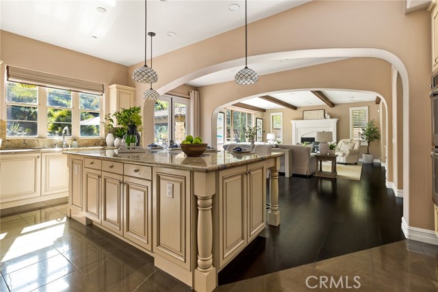 Detail Gallery Image 9 of 42 For 2831 Venezia Ct, Chino Hills,  CA 91709 - 5 Beds | 5/1 Baths