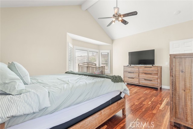 320 Forelock Court, Simi Valley CA: https://media.crmls.org/medias/47e2e3bf-c718-4c62-9060-073c19d8060b.jpg