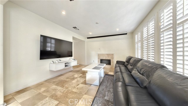 Detail Gallery Image 34 of 48 For 644 Milford, Los Angeles,  CA 90042 - 4 Beds | 3/1 Baths