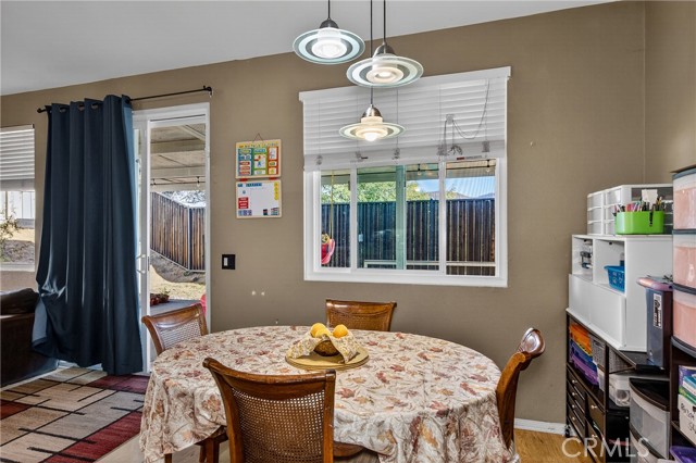 Detail Gallery Image 8 of 17 For 31611 Saddle Ridge, Lake Elsinore,  CA 92532 - 3 Beds | 2 Baths