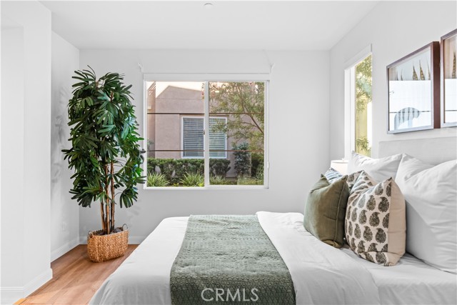 536 Cultivate, Irvine CA: https://media.crmls.org/medias/47e59b50-8c6c-486c-a565-f856fae3d6b4.jpg