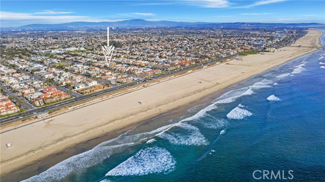 Detail Gallery Image 31 of 33 For 224 17th St, Huntington Beach,  CA 92648 - 4 Beds | 2/1 Baths