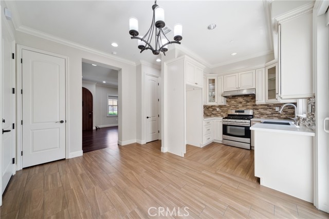130 Alta Street, Arcadia CA: https://media.crmls.org/medias/47e7629e-f684-418c-bdd9-542e82cbe118.jpg