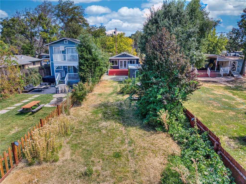 https://media.crmls.org/medias/47e88821-03ef-40ae-80d5-81607517ee26.jpg?preset=X-Large