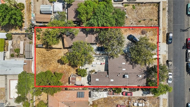 8040 Troost Avenue, North Hollywood CA: https://media.crmls.org/medias/47e9be68-d48d-40a4-a0fd-c41ba7ee32fb.jpg