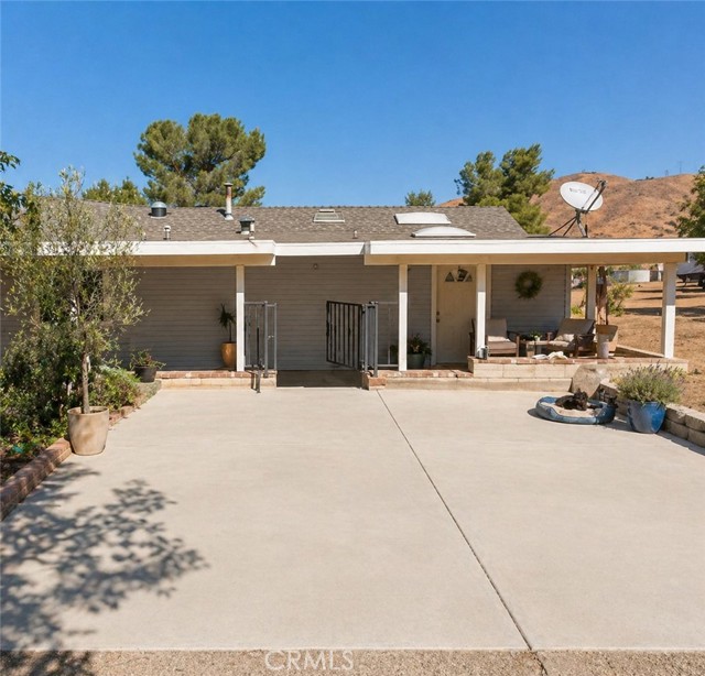feature listing property photo