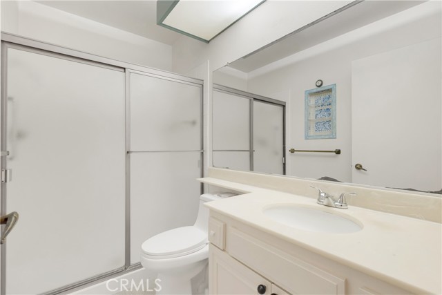 Detail Gallery Image 13 of 30 For 17306 Village 17, Camarillo,  CA 93012 - 2 Beds | 2 Baths