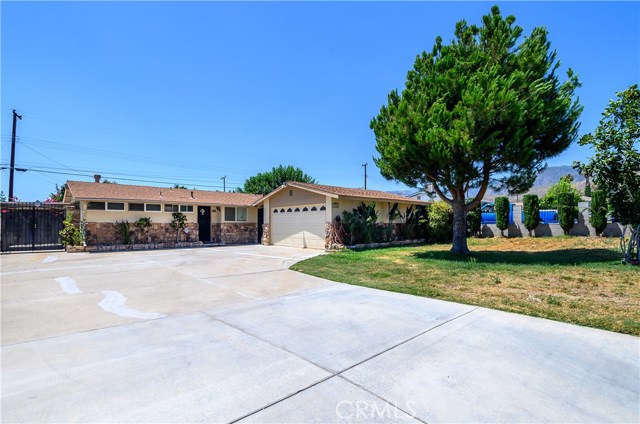 5496 Elmwood Rd, San Bernardino, CA 92404