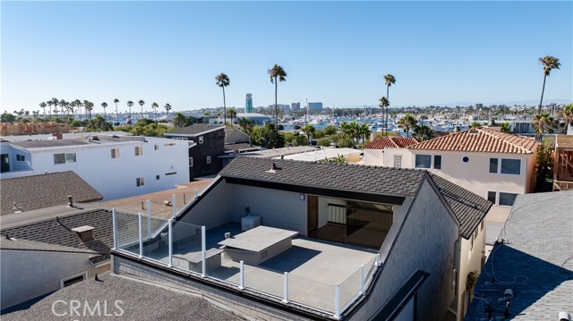 1510 W Oceanfront, Newport Beach CA: https://media.crmls.org/medias/47ec50d6-fb7f-4c02-99e1-a7732a085978.jpg