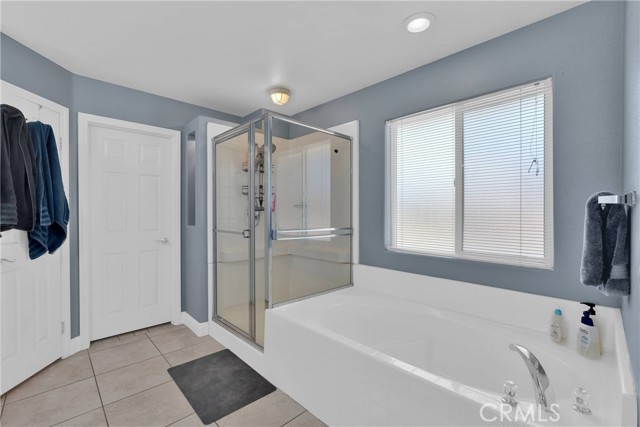 14665 Echo Lane, Helendale CA: https://media.crmls.org/medias/47ecac4d-553a-4fd8-be13-e11343912223.jpg