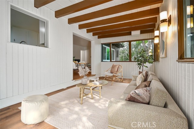 Detail Gallery Image 22 of 36 For 3833 Ridgemoor Dr, Studio City,  CA 91604 - 2 Beds | 1/1 Baths