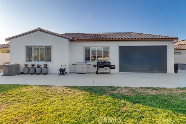 Detail Gallery Image 17 of 73 For 11565 Dovecoat Way, Corona,  CA 92883 - 3 Beds | 2/1 Baths