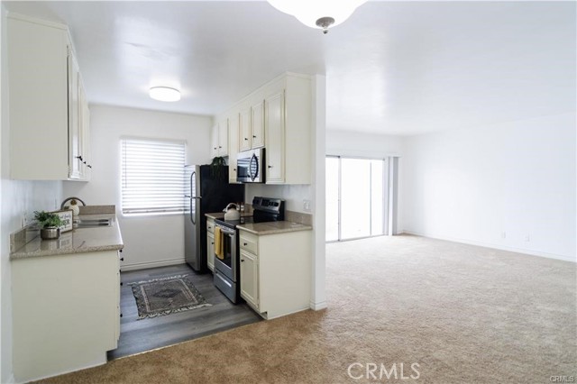 Detail Gallery Image 2 of 23 For 1122 9th St, Santa Monica,  CA 90403 - 1 Beds | 1 Baths