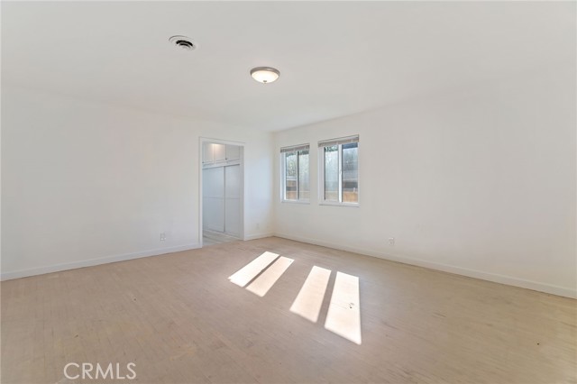 Detail Gallery Image 12 of 25 For 12418 Gain St, Pacoima,  CA 91331 - 10 Beds | 8 Baths