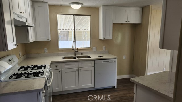 Image 36 of 41 For 26102 Bamboo Palm Drive