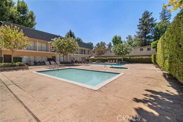 Detail Gallery Image 22 of 31 For 17045 Roscoe #14,  Northridge,  CA 91325 - 2 Beds | 1/1 Baths