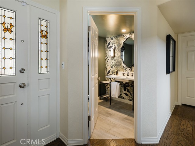 502 Washington Street, El Segundo CA: https://media.crmls.org/medias/47f15567-02be-4f28-a58f-ec8c02d61429.jpg