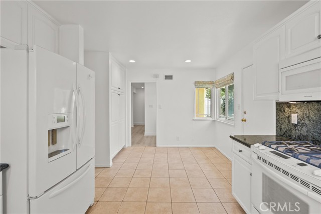 Detail Gallery Image 17 of 53 For 2248 Drayton, Thousand Oaks,  CA 91360 - 3 Beds | 2 Baths