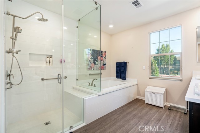 Detail Gallery Image 10 of 24 For 125 Burgess, Irvine,  CA 92618 - 3 Beds | 2 Baths