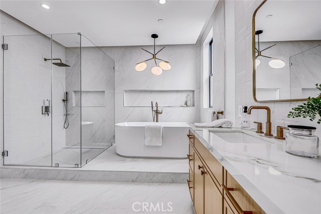 Detail Gallery Image 72 of 75 For 2612 159th St, Redondo Beach,  CA 90278 - 5 Beds | 5/1 Baths