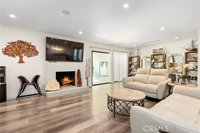 Detail Gallery Image 9 of 40 For 23446 Justice St, West Hills,  CA 91304 - 6 Beds | 4/1 Baths