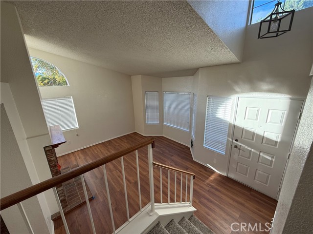 Detail Gallery Image 4 of 18 For 5126 Karling Pl, Palmdale,  CA 93552 - 4 Beds | 2/1 Baths