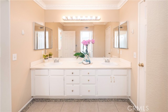 Detail Gallery Image 31 of 59 For 971 Haley Talbert Dr, Corona,  CA 92881 - 4 Beds | 4/1 Baths