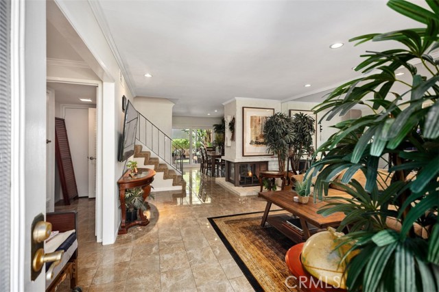 Detail Gallery Image 7 of 42 For 14342 Suffolk, Westminster,  CA 92683 - 4 Beds | 3 Baths