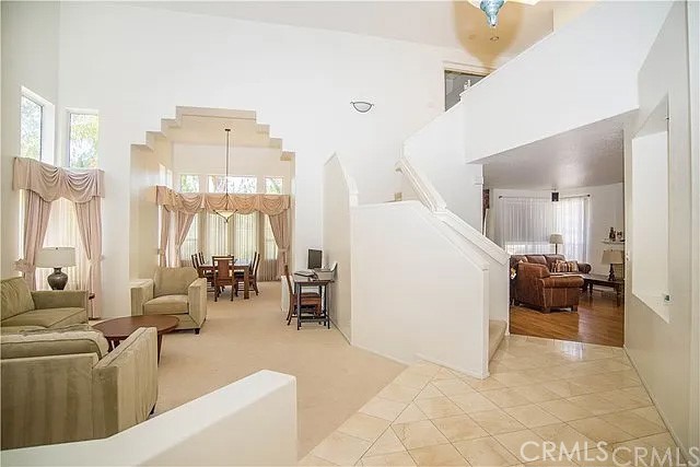 Detail Gallery Image 6 of 32 For 823 S Parkglen Pl, Anaheim Hills,  CA 92808 - 4 Beds | 3/1 Baths