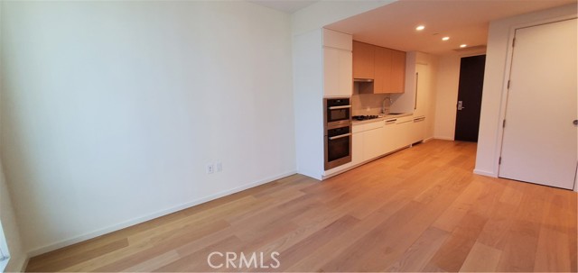 Detail Gallery Image 5 of 31 For 877 Francisco St #2403,  Los Angeles,  CA 90017 - 1 Beds | 1 Baths