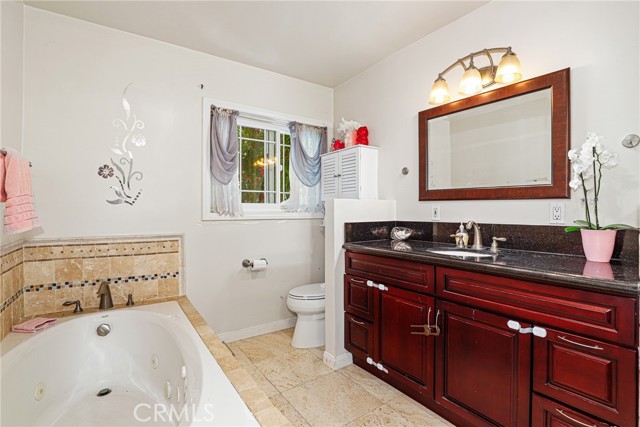 Detail Gallery Image 18 of 37 For 3329 Adina Dr, Los Angeles,  CA 90068 - 3 Beds | 3/1 Baths